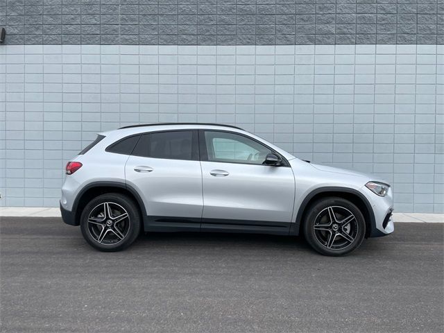 2021 Mercedes-Benz GLA 250