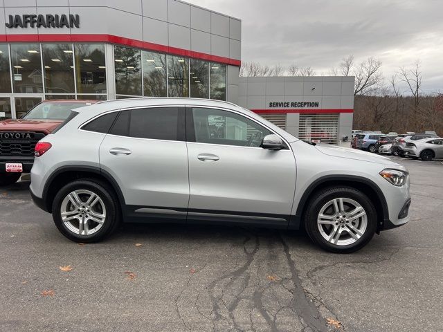 2021 Mercedes-Benz GLA 250