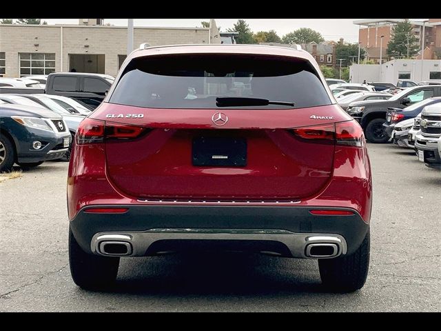 2021 Mercedes-Benz GLA 250