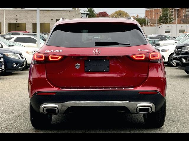 2021 Mercedes-Benz GLA 250