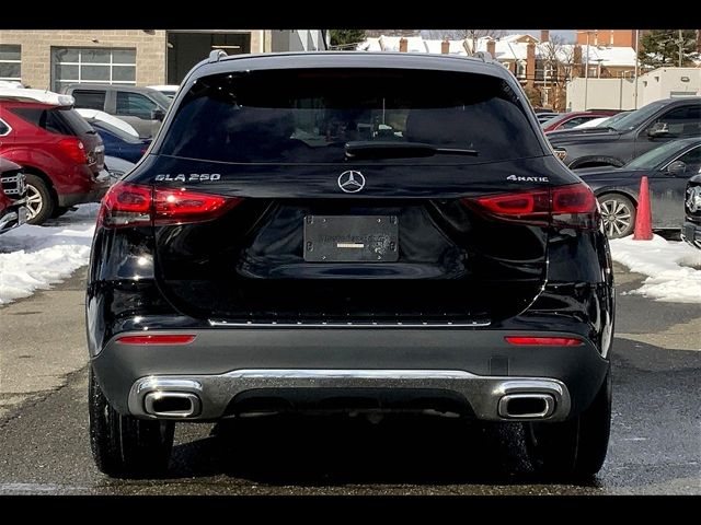 2021 Mercedes-Benz GLA 250