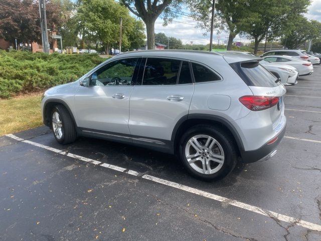 2021 Mercedes-Benz GLA 250