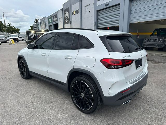 2021 Mercedes-Benz GLA 250