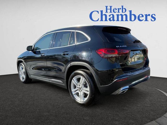 2021 Mercedes-Benz GLA 250