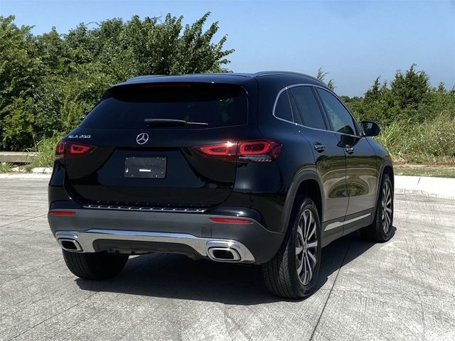 2021 Mercedes-Benz GLA 250