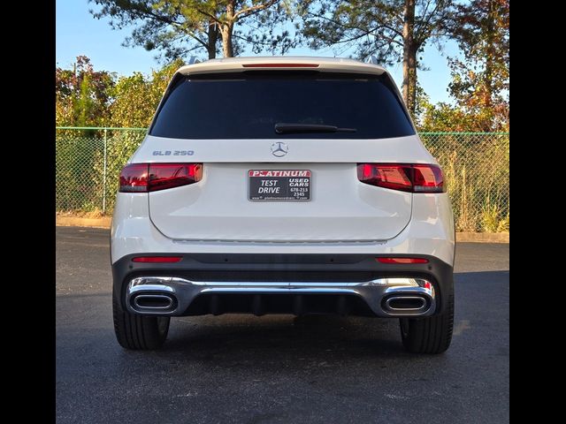 2021 Mercedes-Benz GLB 250