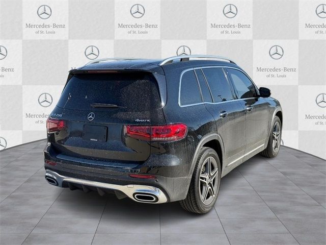 2021 Mercedes-Benz GLB 250