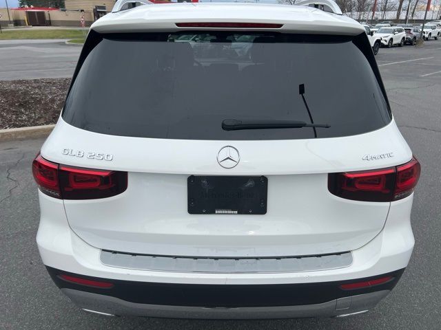 2021 Mercedes-Benz GLB 250