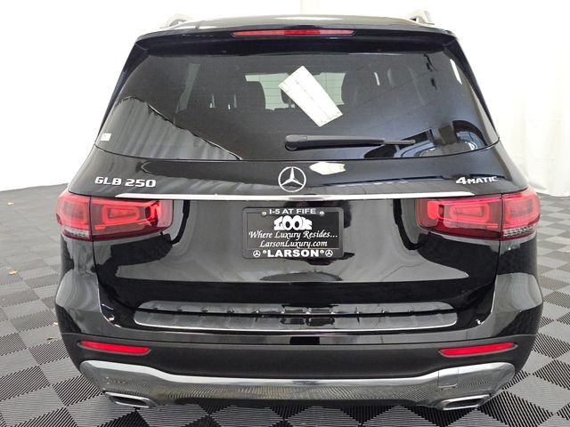 2021 Mercedes-Benz GLB 250