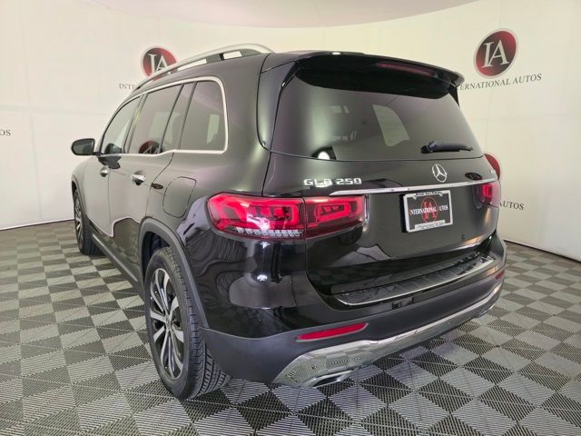2021 Mercedes-Benz GLB 250