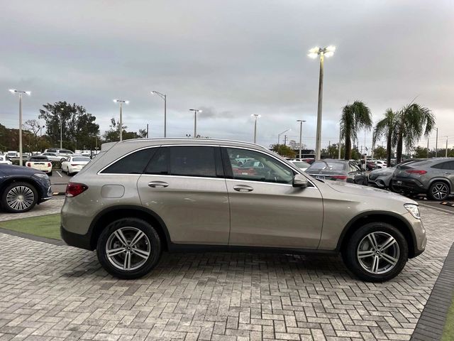 2021 Mercedes-Benz GLC 300