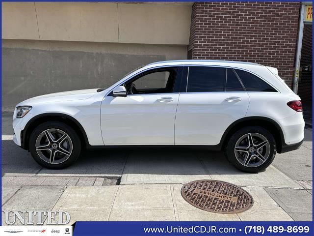 2021 Mercedes-Benz GLC 300