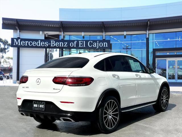 2021 Mercedes-Benz GLC 300