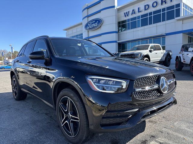 2021 Mercedes-Benz GLC 300