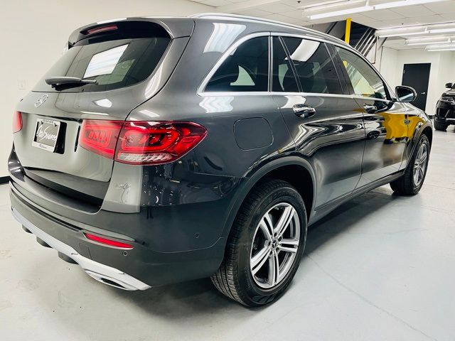 2021 Mercedes-Benz GLC 300