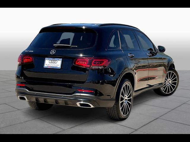 2021 Mercedes-Benz GLC 300