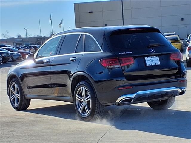 2021 Mercedes-Benz GLC 300