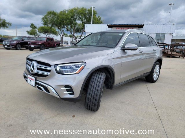 2021 Mercedes-Benz GLC 300