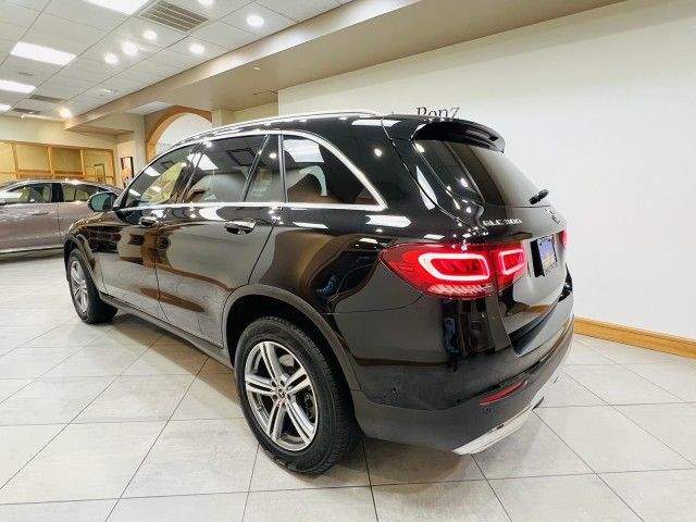 2021 Mercedes-Benz GLC 300