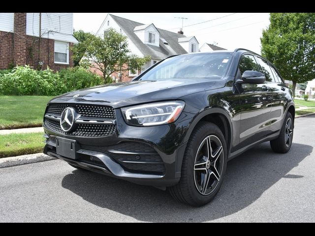 2021 Mercedes-Benz GLC 300