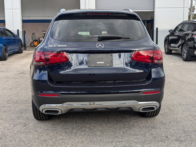 2021 Mercedes-Benz GLC 300