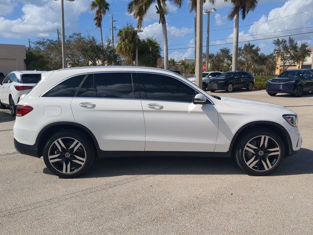 2021 Mercedes-Benz GLC 300