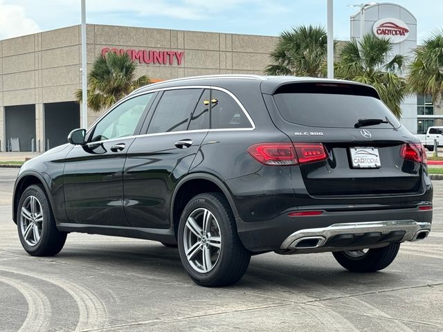 2021 Mercedes-Benz GLC 300