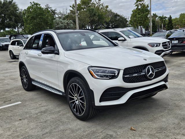 2021 Mercedes-Benz GLC 300