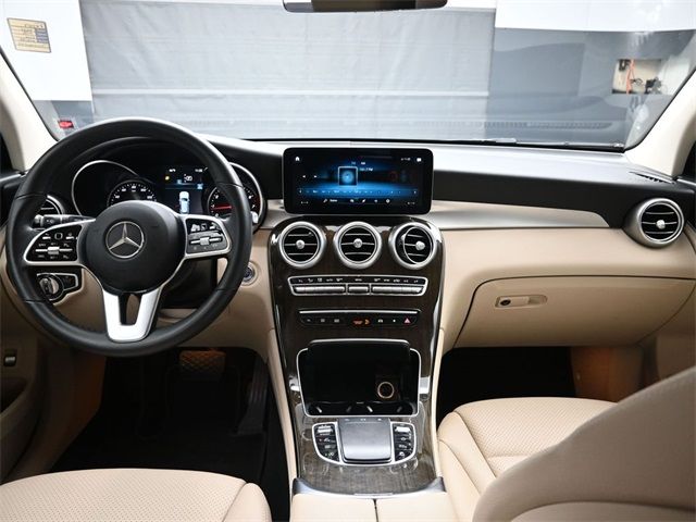 2021 Mercedes-Benz GLC 300