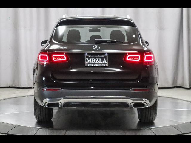 2021 Mercedes-Benz GLC 300