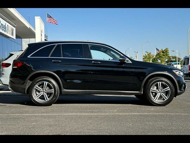 2021 Mercedes-Benz GLC 300