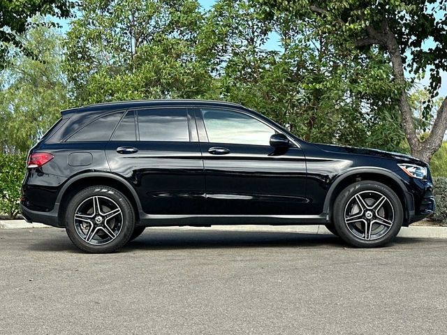 2021 Mercedes-Benz GLC 300