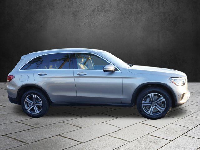 2021 Mercedes-Benz GLC 300