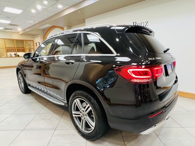 2021 Mercedes-Benz GLC 300