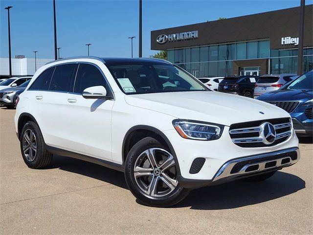 2021 Mercedes-Benz GLC 300