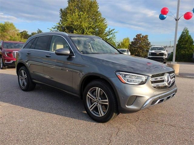 2021 Mercedes-Benz GLC 300