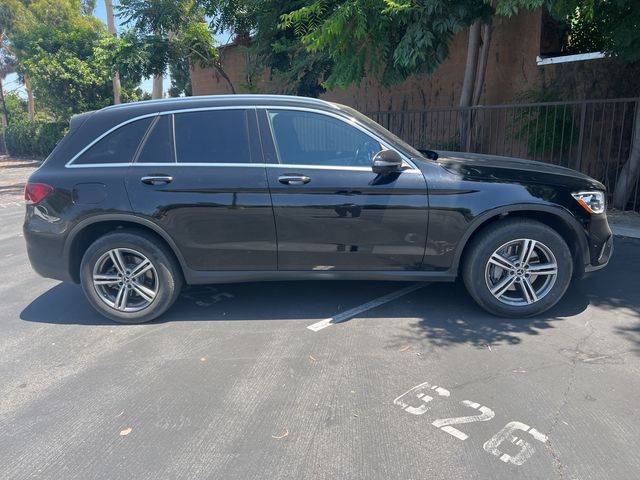 2021 Mercedes-Benz GLC 300