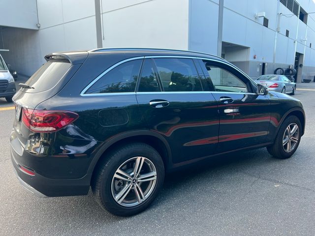 2021 Mercedes-Benz GLC 300