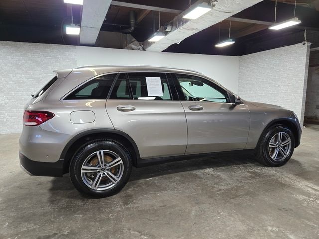 2021 Mercedes-Benz GLC 300