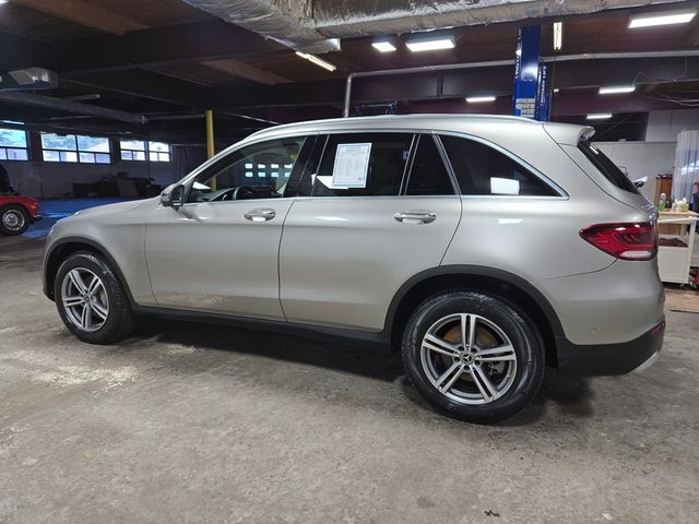 2021 Mercedes-Benz GLC 300