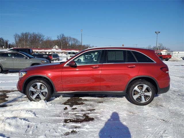 2021 Mercedes-Benz GLC 300