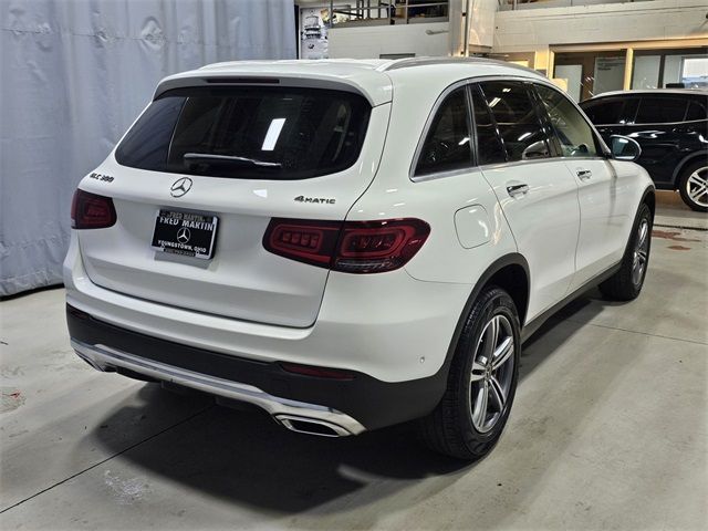 2021 Mercedes-Benz GLC 300