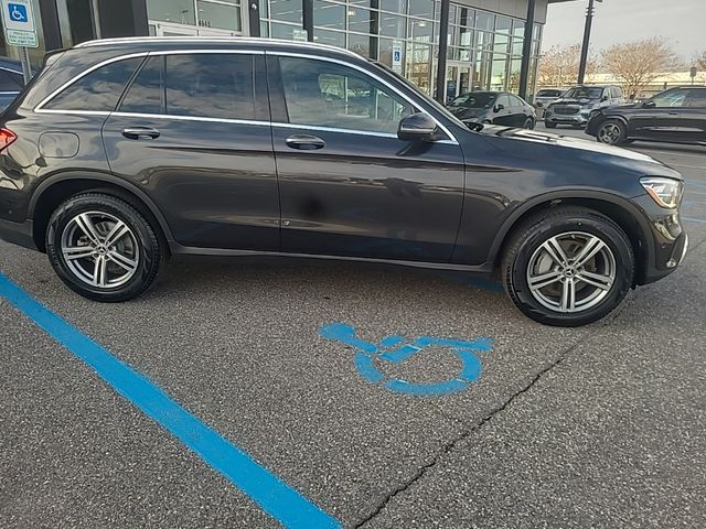 2021 Mercedes-Benz GLC 300