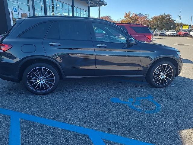 2021 Mercedes-Benz GLC 300