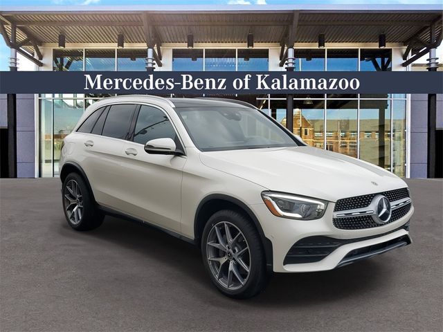 2021 Mercedes-Benz GLC 300