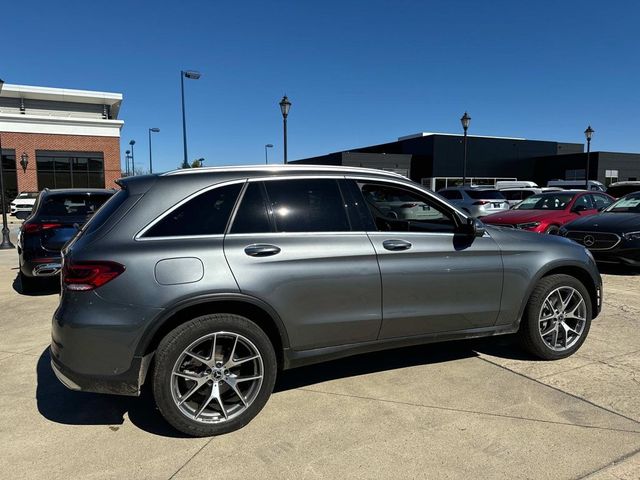 2021 Mercedes-Benz GLC 300