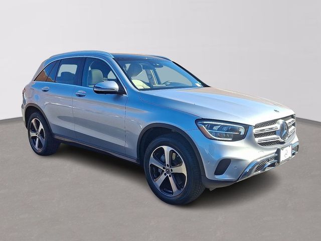 2021 Mercedes-Benz GLC 300