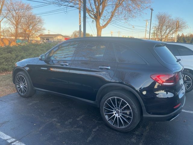 2021 Mercedes-Benz GLC 300