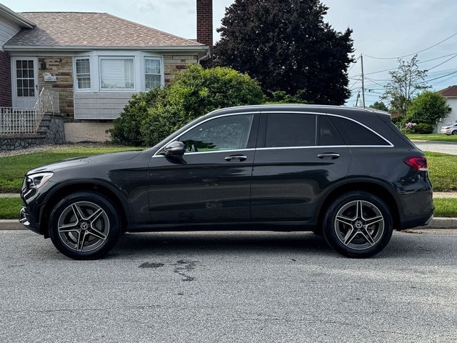 2021 Mercedes-Benz GLC 300