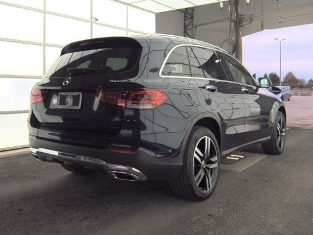 2021 Mercedes-Benz GLC 300